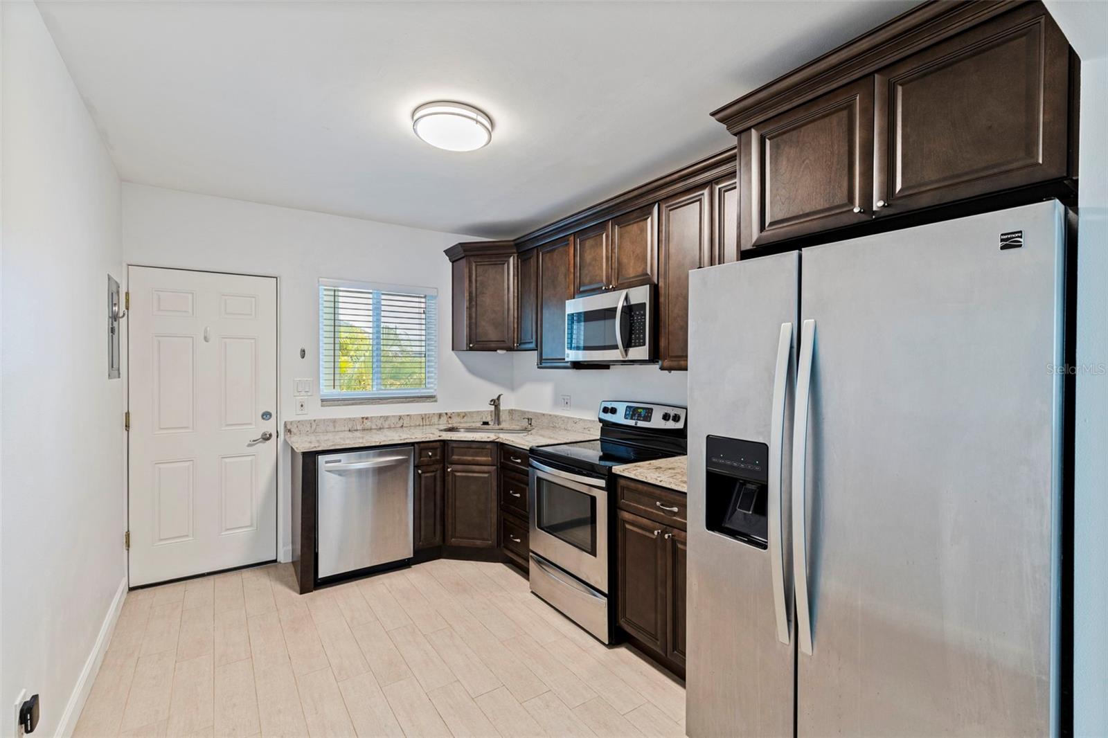 410 12TH AVENUE NE 10