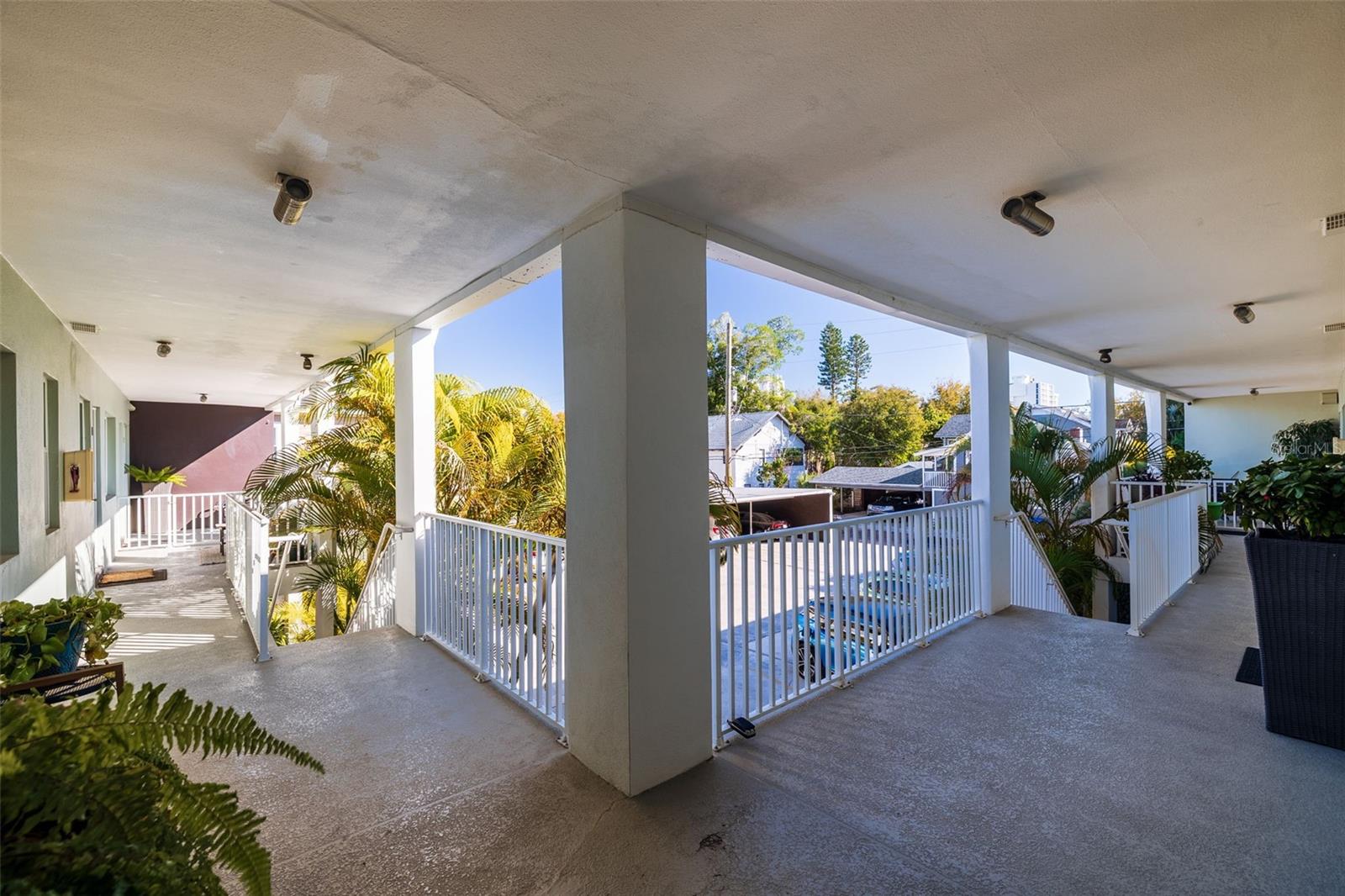 410 12TH AVENUE NE 10