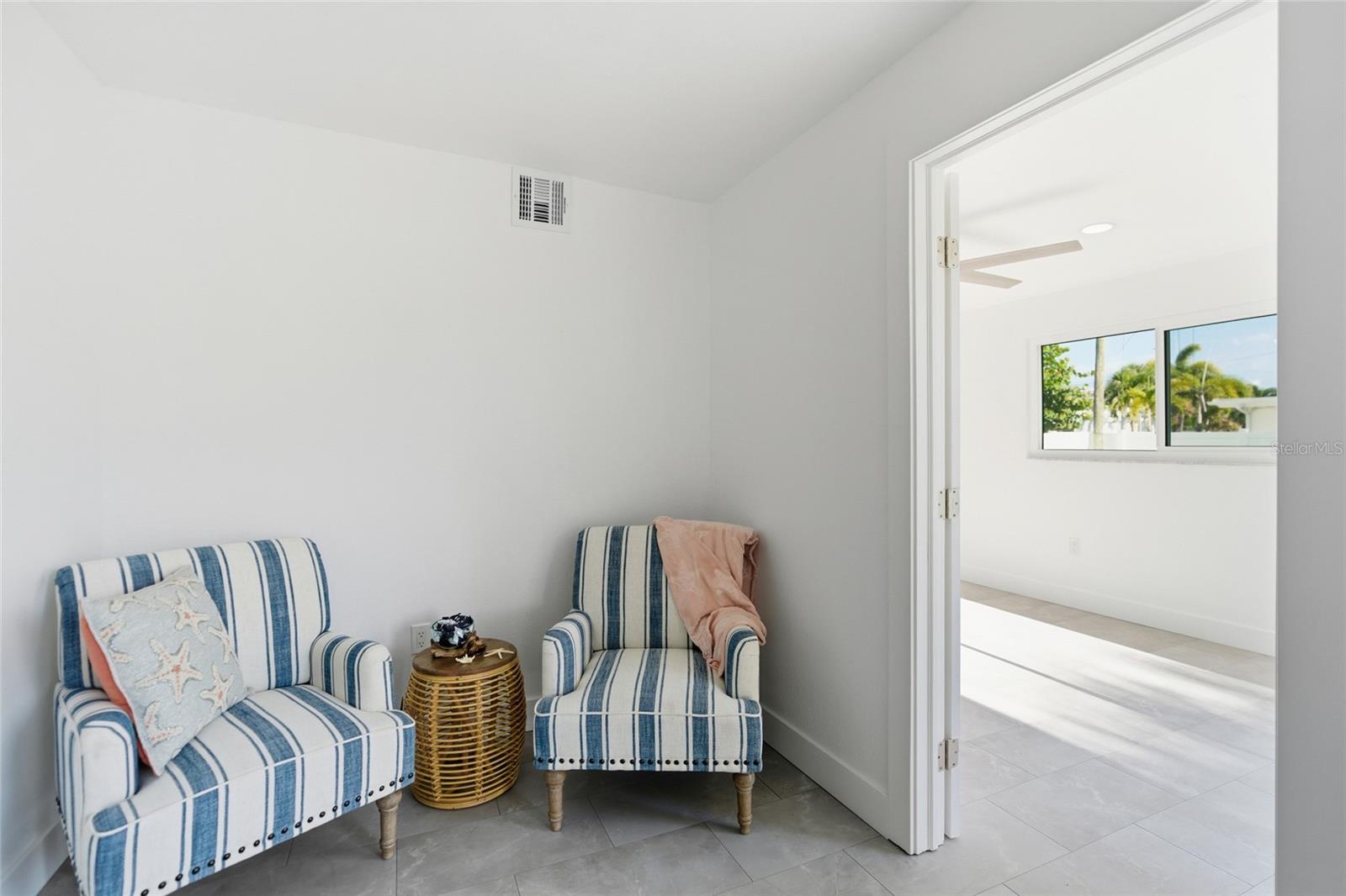 ST PETERSBURG BEACH NORTH UNIT 4 - Residential