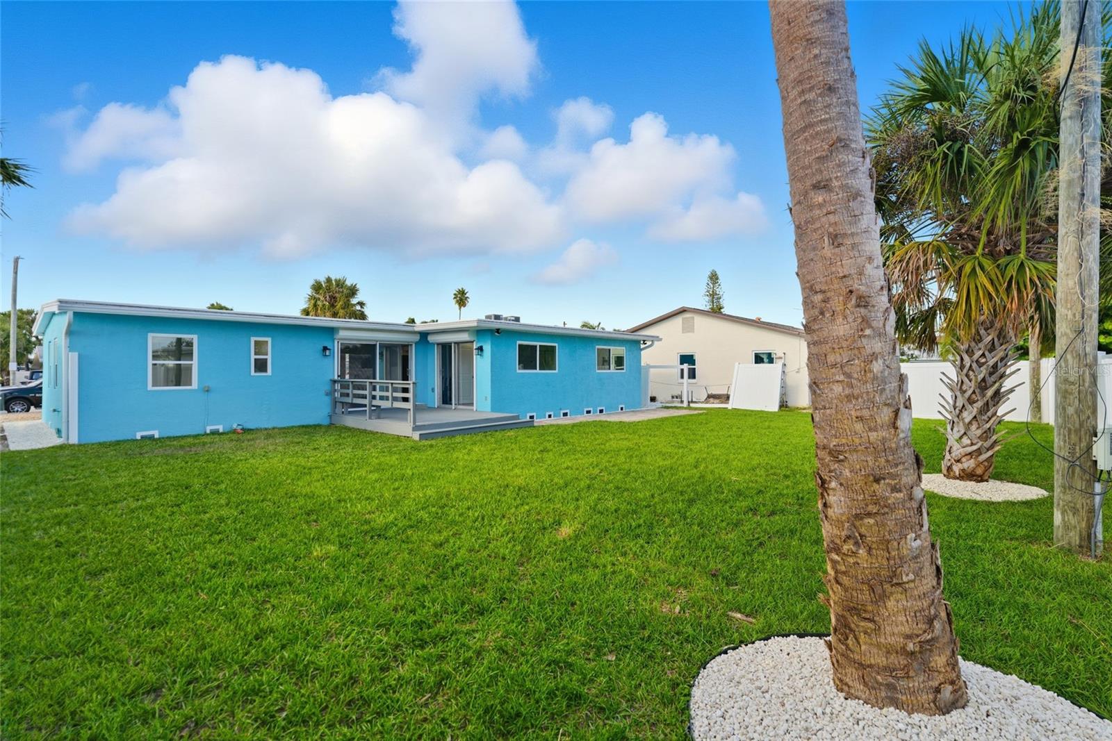 ST PETERSBURG BEACH NORTH UNIT 4 - Residential