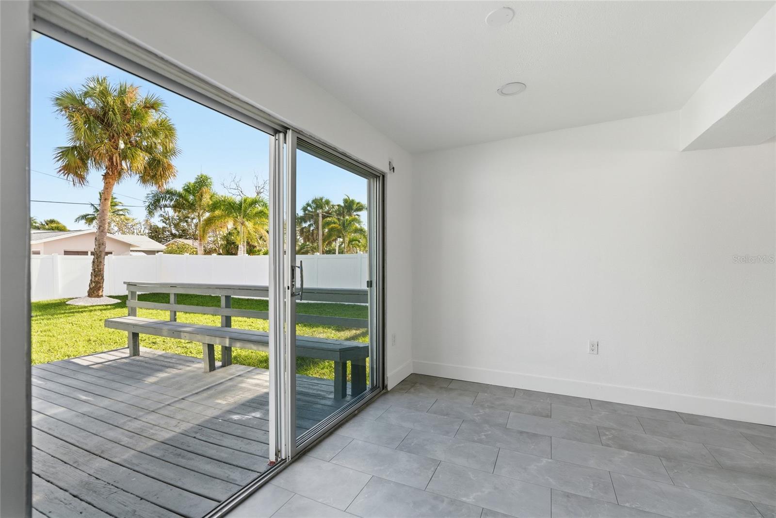 ST PETERSBURG BEACH NORTH UNIT 4 - Residential