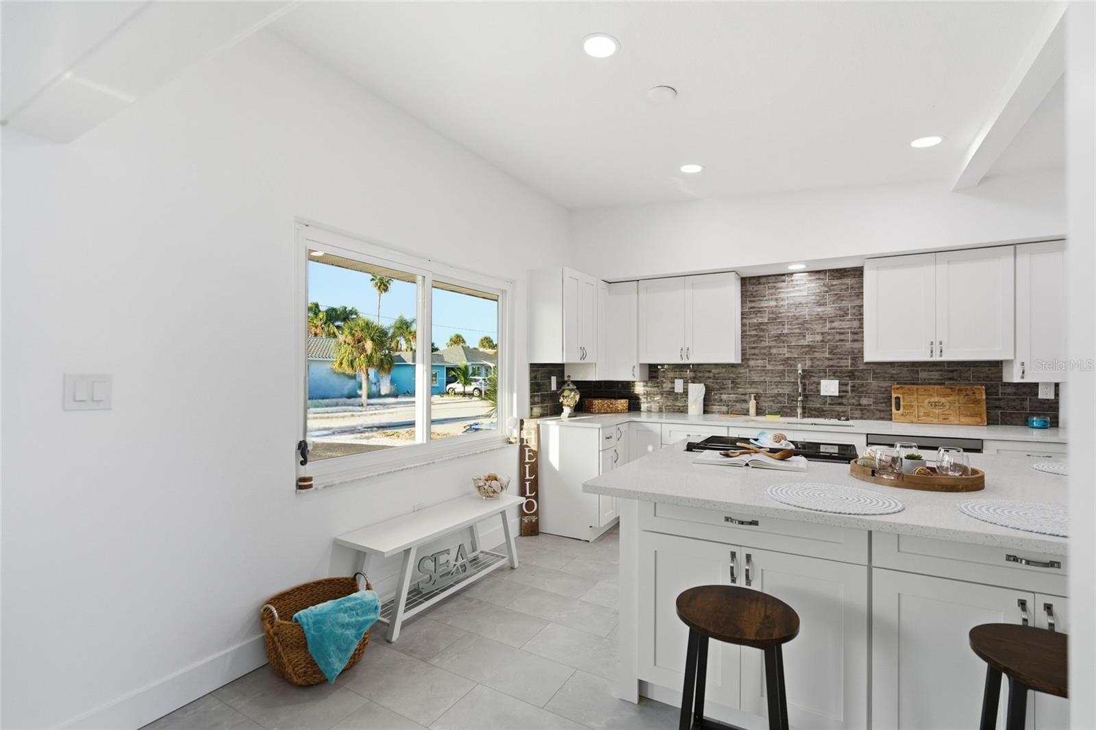 ST PETERSBURG BEACH NORTH UNIT 4 - Residential