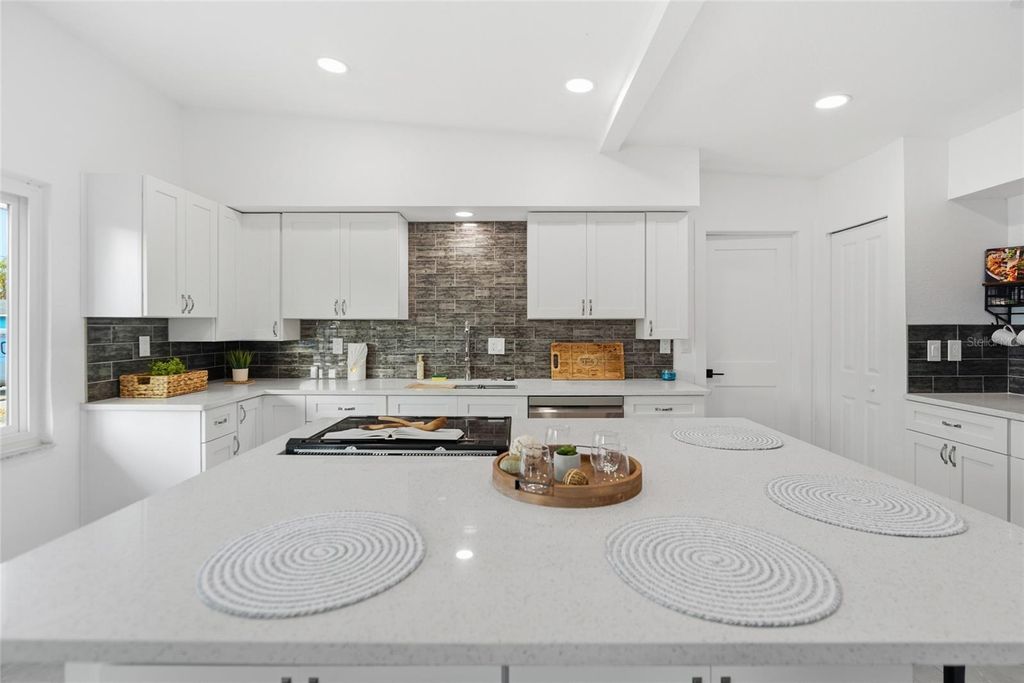 Photo of 450 81st Avenue, St Pete Beach, FL 33706 (MLS # A4662091)