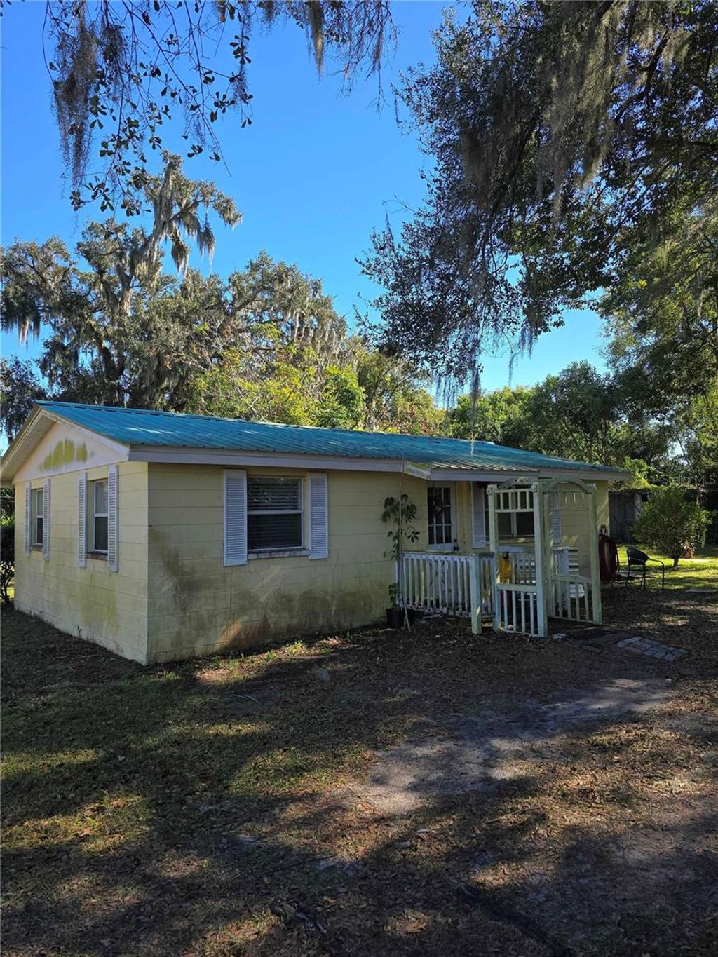 Photo of 2507 Shady Grove Lane, Plant City, FL 33565 (MLS # TB8469568)