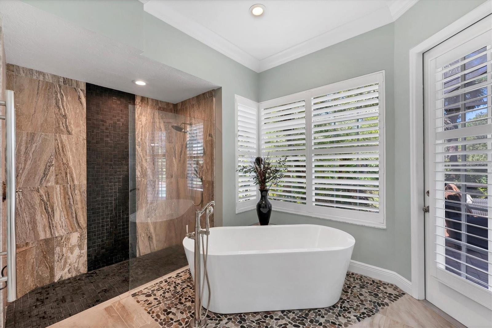 UNIVERSITY PARK COUNTRY CLUB - Residential