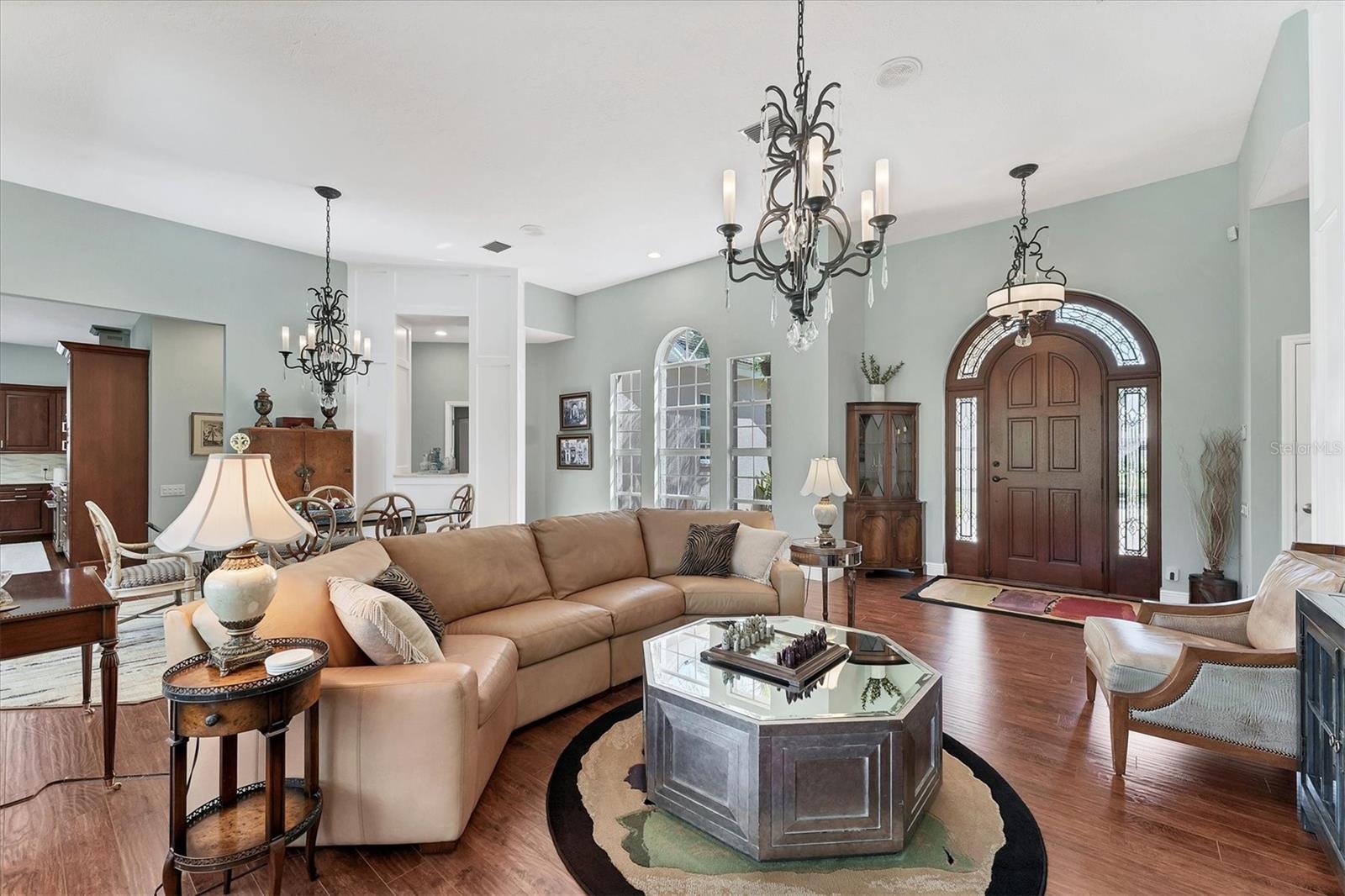 UNIVERSITY PARK COUNTRY CLUB - Residential