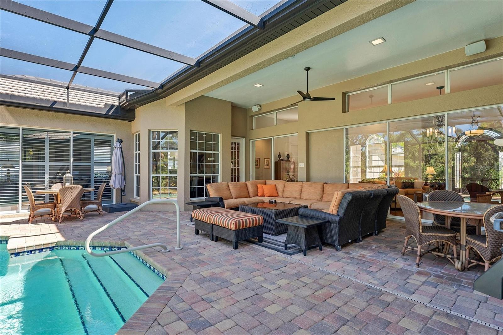 UNIVERSITY PARK COUNTRY CLUB - Residential