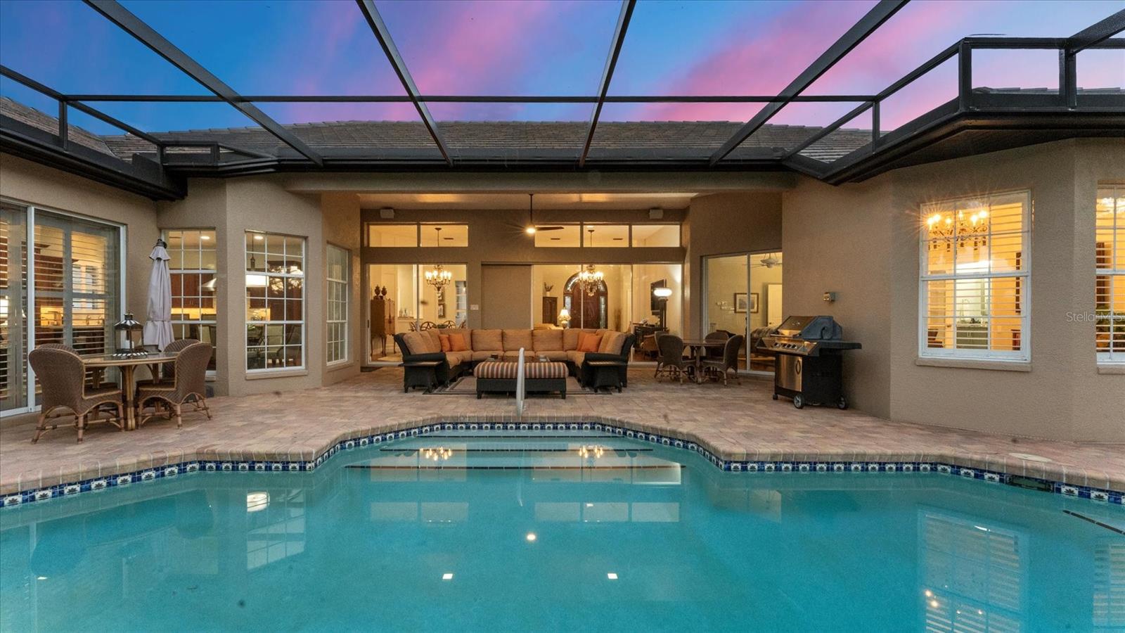 UNIVERSITY PARK COUNTRY CLUB - Residential