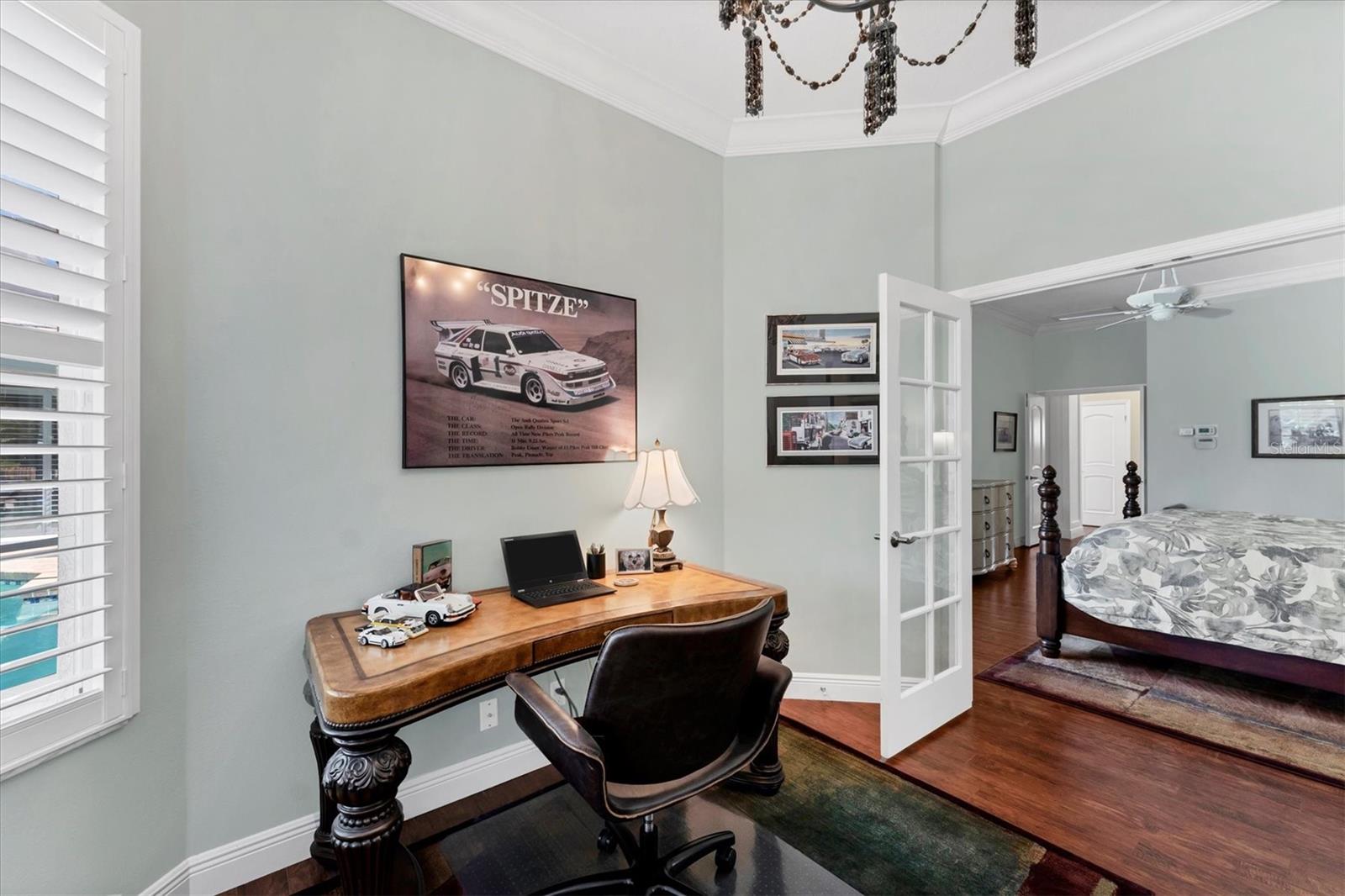 UNIVERSITY PARK COUNTRY CLUB - Residential