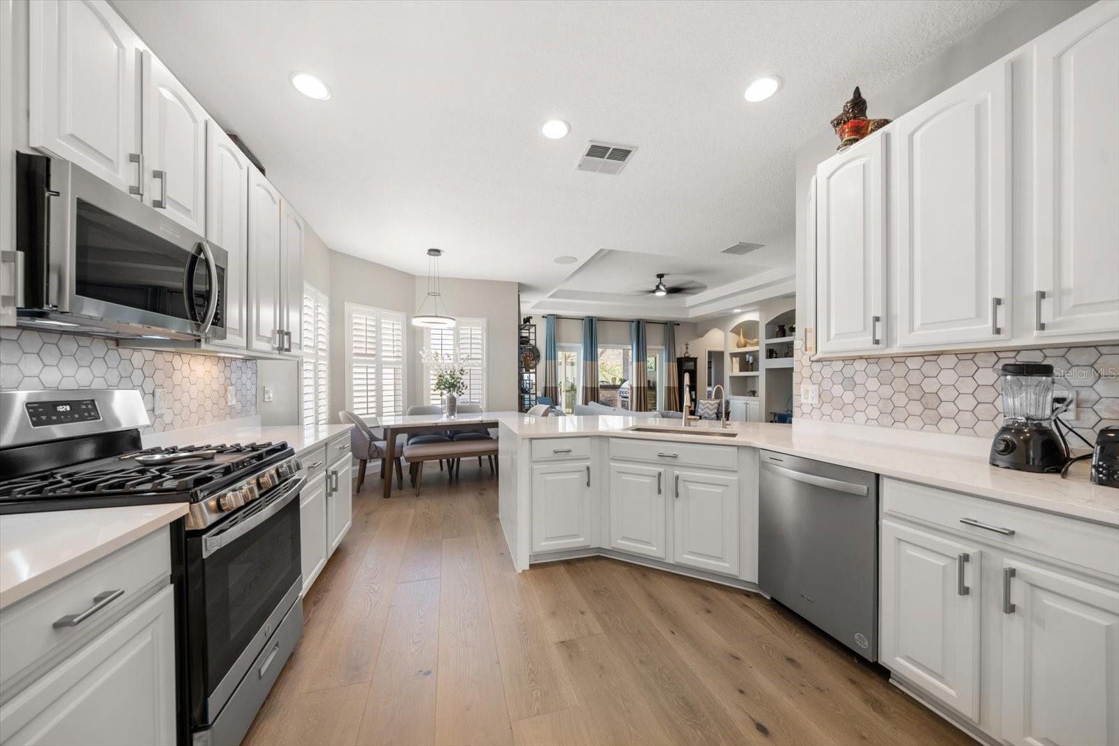11911 MANDEVILLA COURT