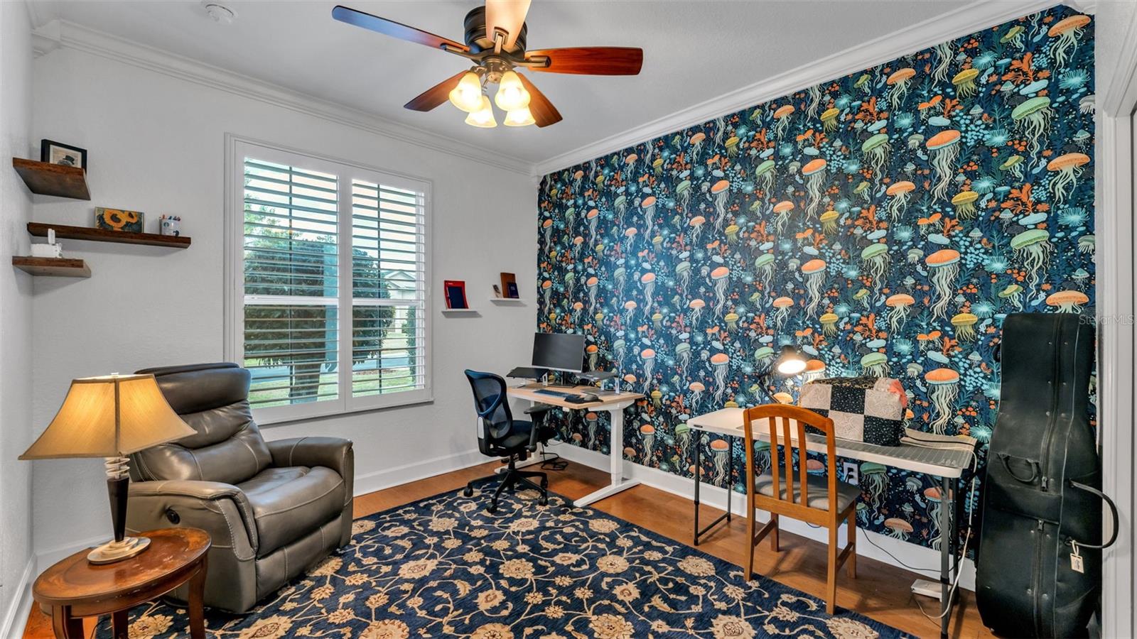 VINTAGE VIEW - Residential