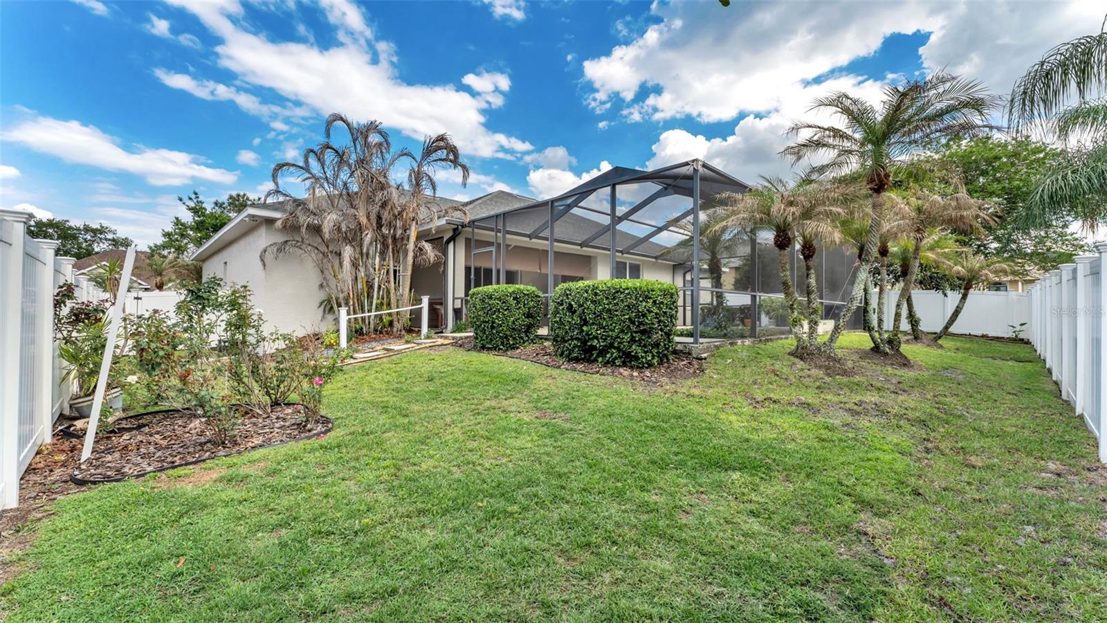 VINTAGE VIEW - Residential