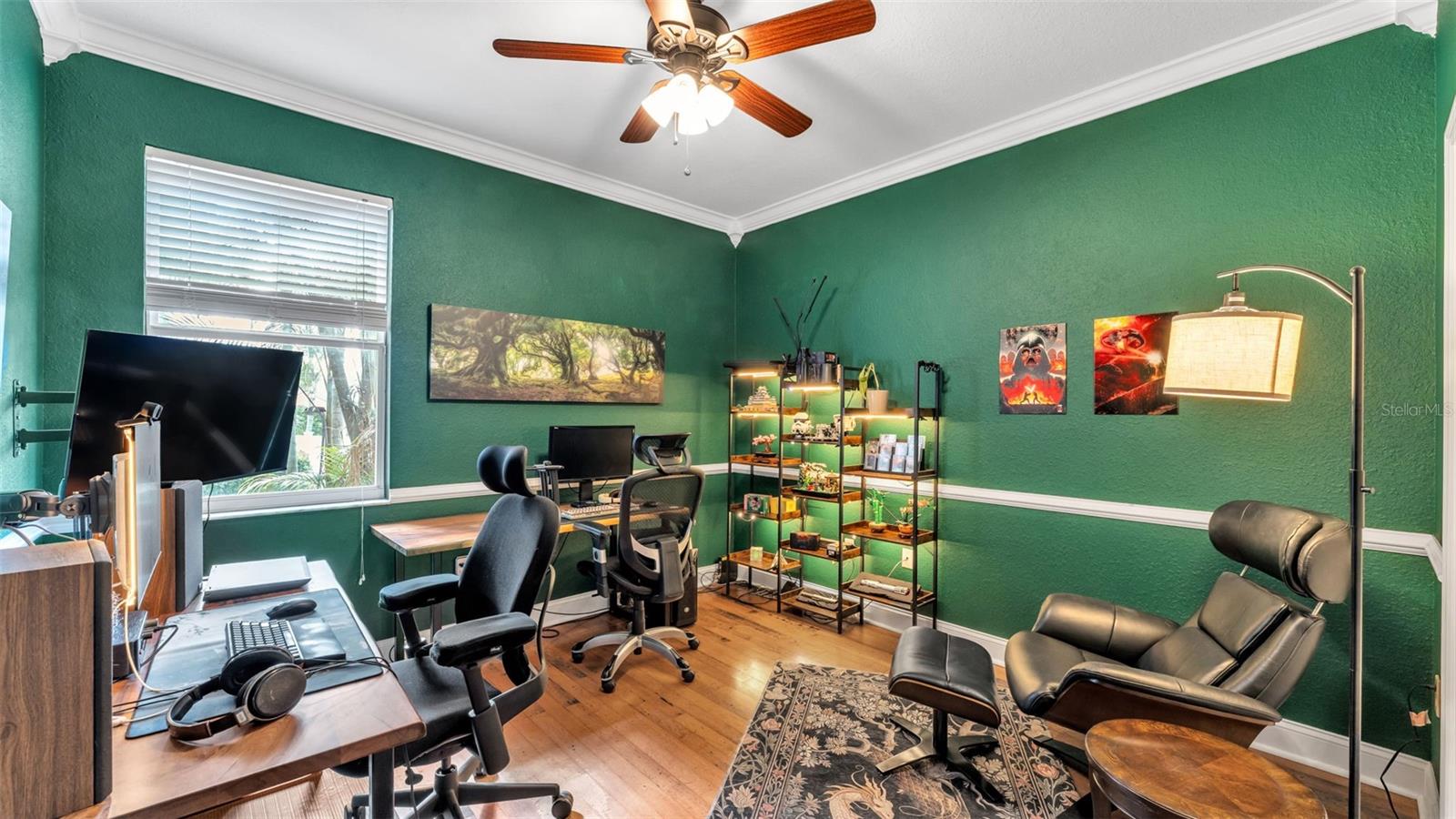 VINTAGE VIEW - Residential