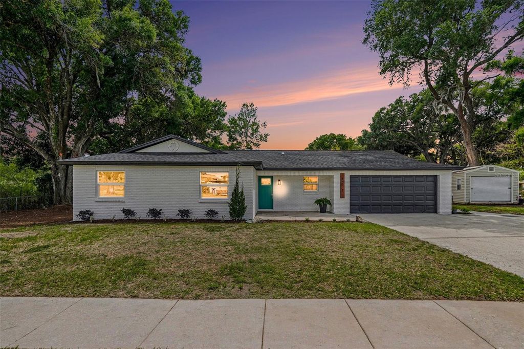 Photo of 707 Queens Court, Seffner, FL 33584 (MLS # TB8493619)