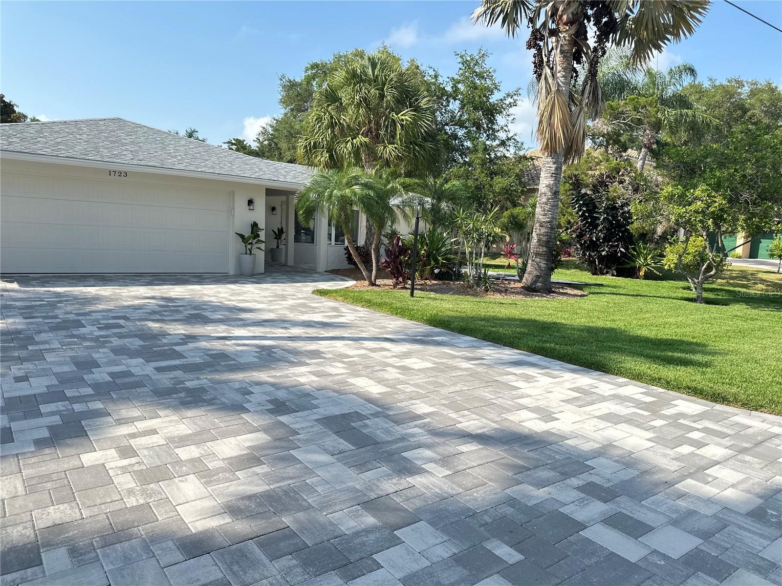 AQUALANE ESTATES 1ST - Residential Lease