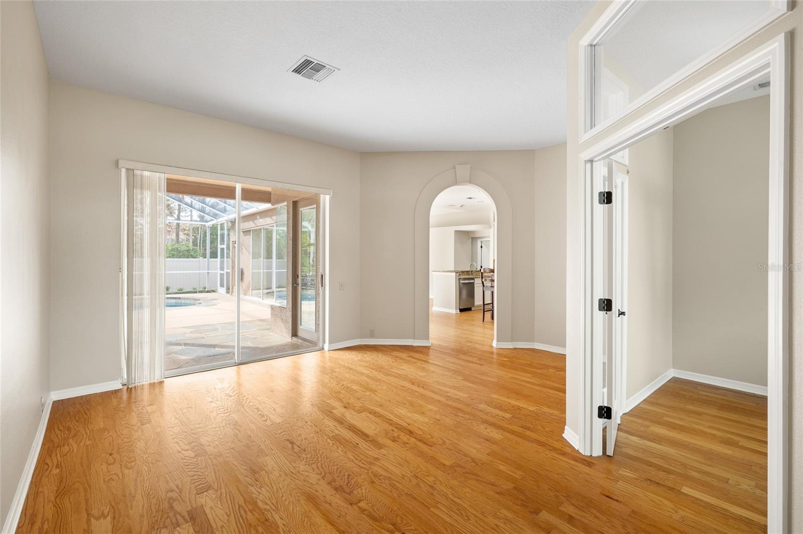 WESTCHASE SEC 110 - Residential