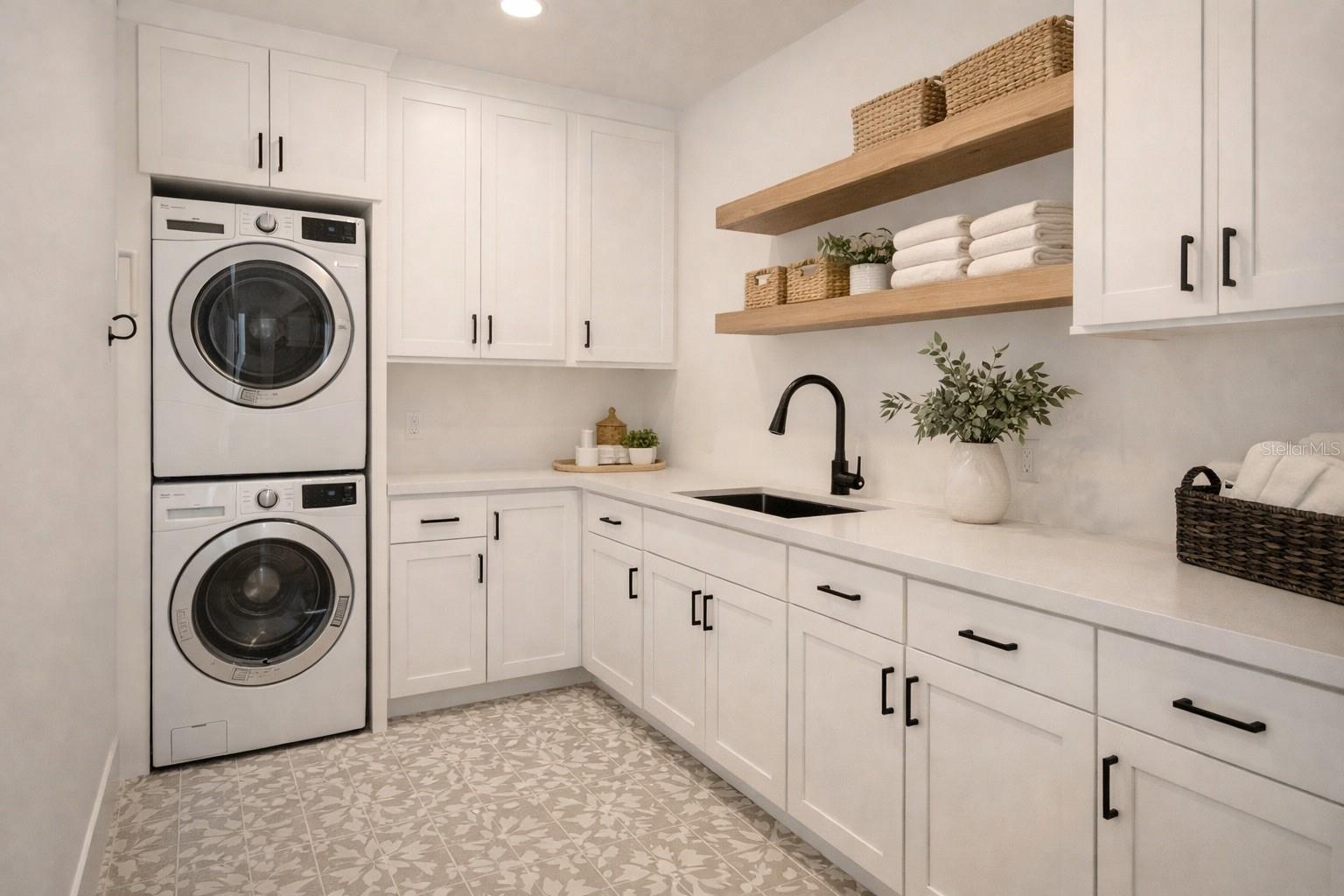 FLORIDA GROVES COMPANYS FIRST ADD TO BLACK HAMMOCK - Residential