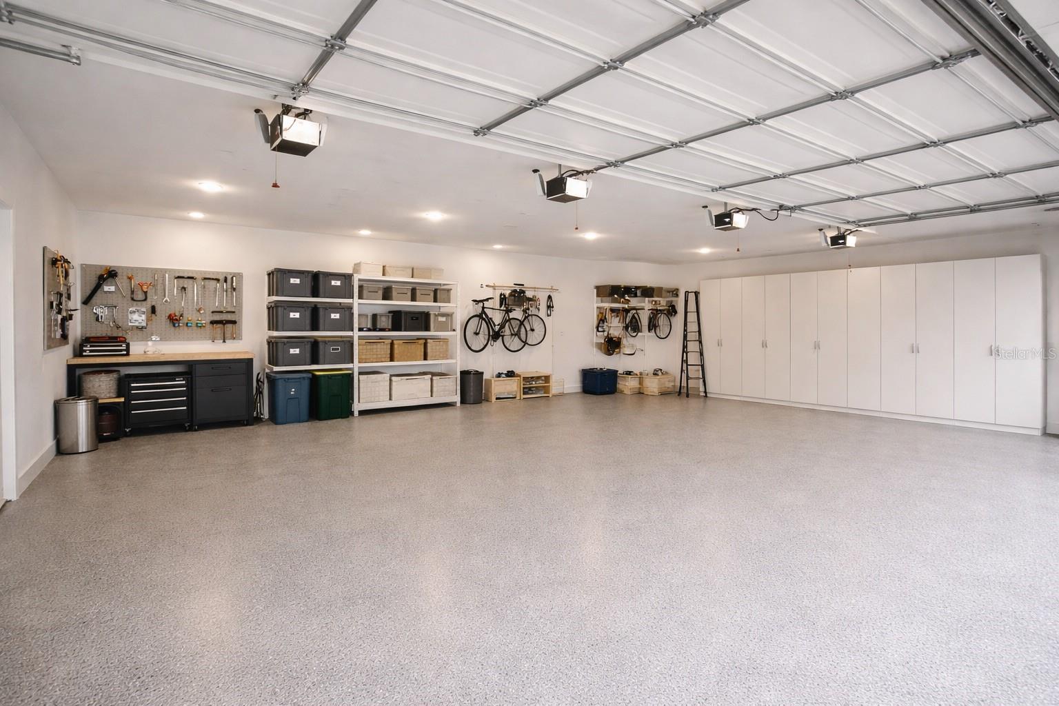 FLORIDA GROVES COMPANYS FIRST ADD TO BLACK HAMMOCK - Residential