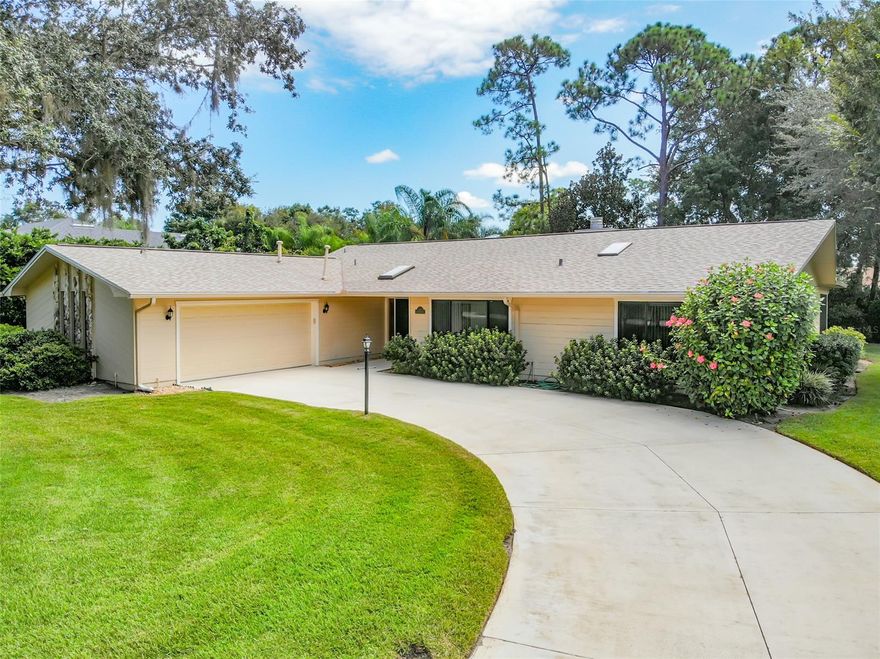 Beautiful 3 Bedroom/3 Bathroom home in the prestigious Sugar Mill Country Club
Community.  Home is on a large well maintained lot with excellent landscaping.  This 
home has a renovated kitchen with wood cabinets, granite countertops, tile floor, newer 
refrigerator & dishwasher, double oven(1 Convection), and natural gas cooktop.  Roof new 
in April 2021.  HVAC was replaced in 2014.  Large Florida Room with views of private backyard.  
Home also has a screened porch, composite deck, and patio.  Impact windows in rear and 
side of home with power retractable awnings to provide protection from hot summer days.
Sizable living room has gorgeous stone fireplace.  Separate formal dining.  Inside laundry 
room with cabinets for storage and wash tub.  Master bath has handicap accessible grab 
bars.   Two car Garage has abundant storage cabinets   Home is immaculate and is a must 
see in Sugar Mill! ;Water: City