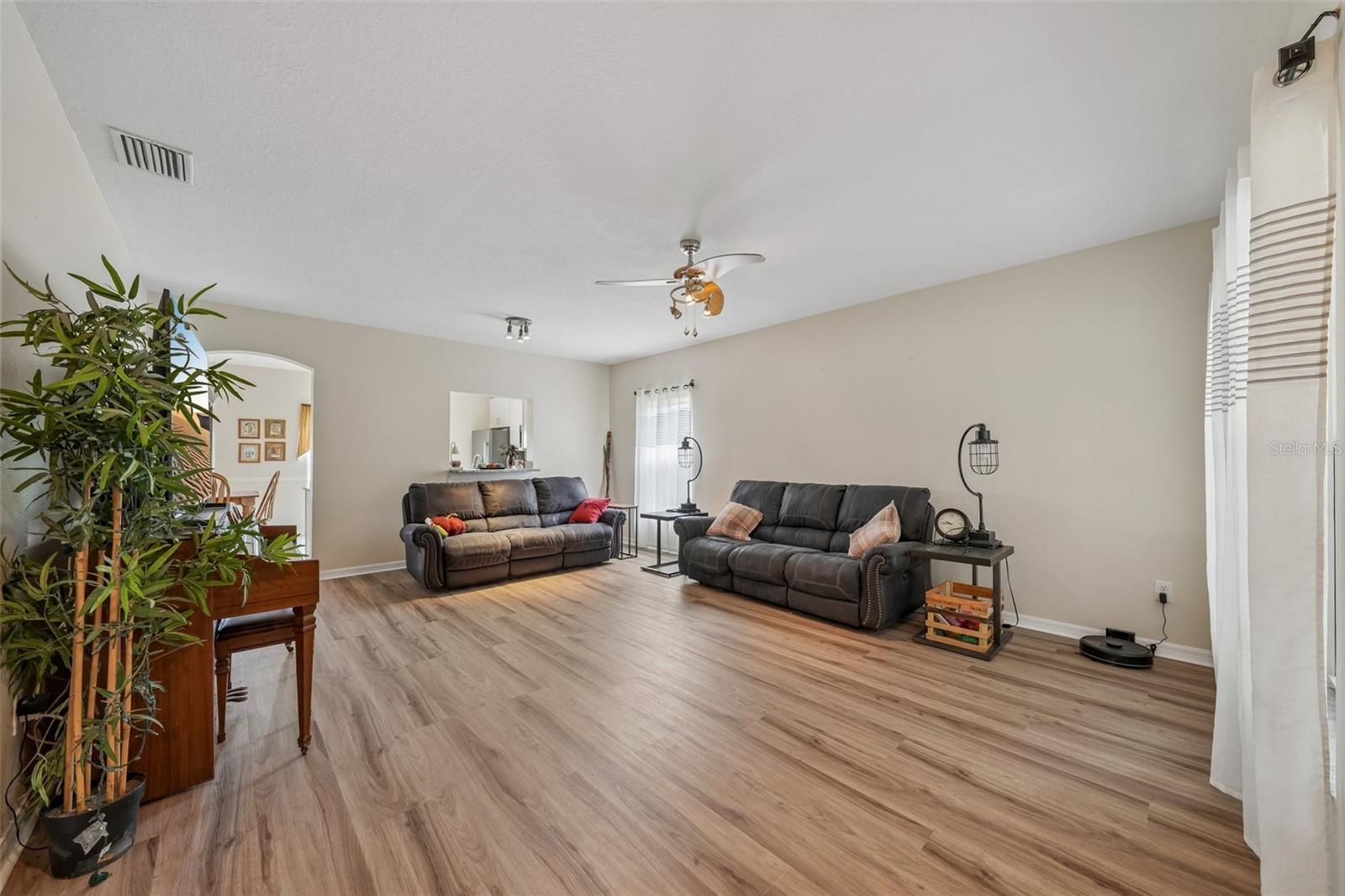 6527 BRIDGECREST DRIVE