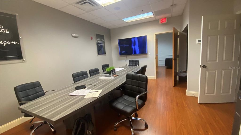 Photo of 6200 Metrowest Boulevard #202, Orlando, FL 32835 (MLS # O6390863)