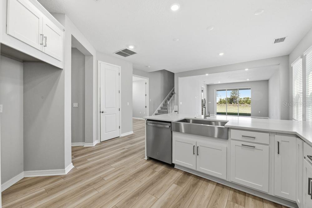 8556 SNOWFALL STREET