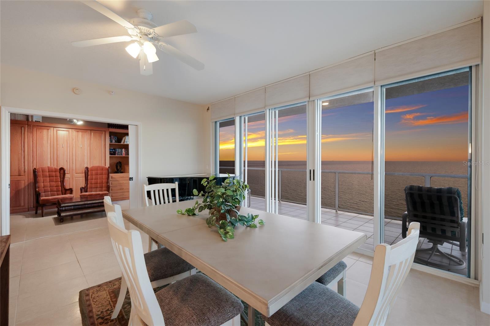 L ELEGANCE ON LIDO BEACH - Residential