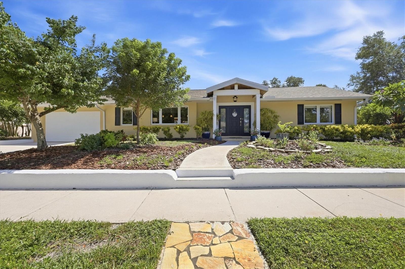 942 VIRGINIA DRIVE