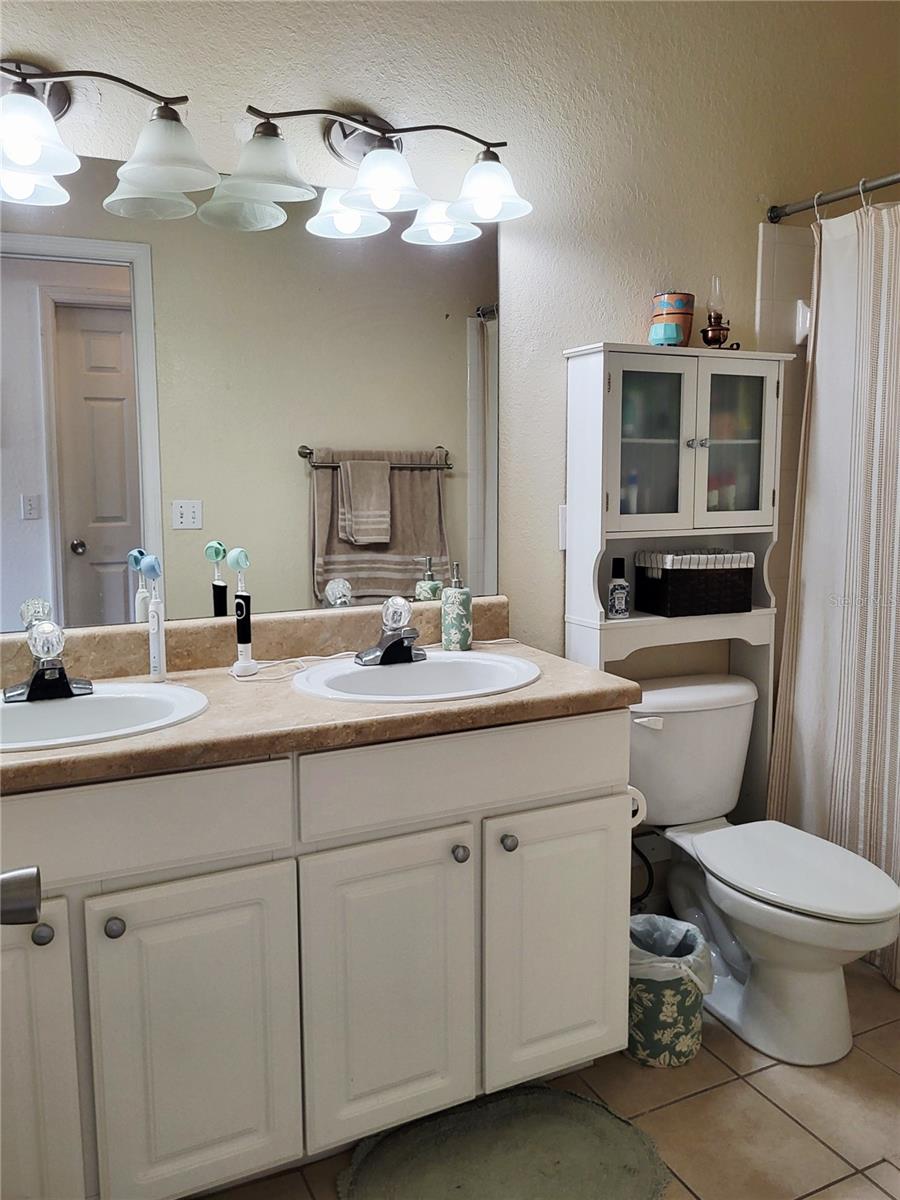 MAGNOLIA PLACE TWNHMS - Residential Lease