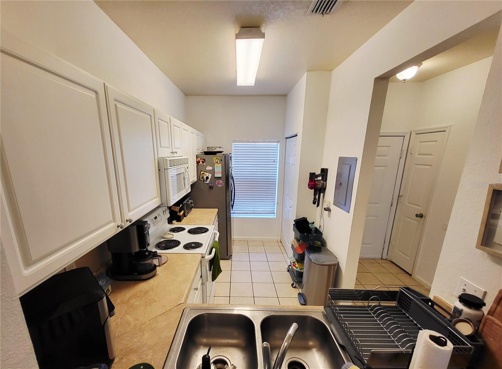 MAGNOLIA PLACE TWNHMS - Residential Lease