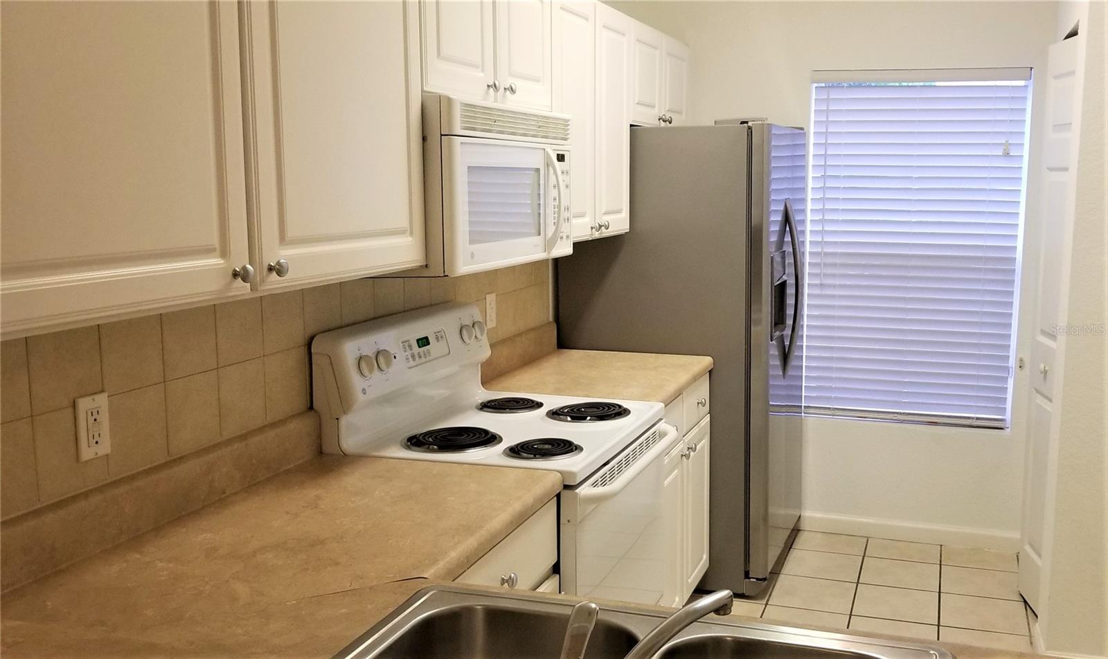 MAGNOLIA PLACE TWNHMS - Residential Lease