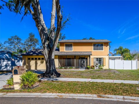 Photo of 520 Wynnwood Drive, Brandon, FL 33511 (MLS # TB8461603)