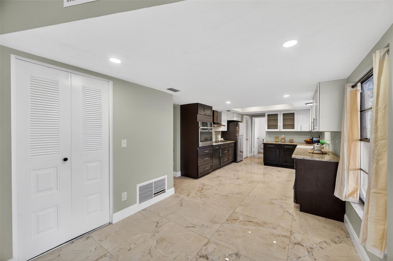 BLOOMINGDALE SEC H UNIT 2 - Residential