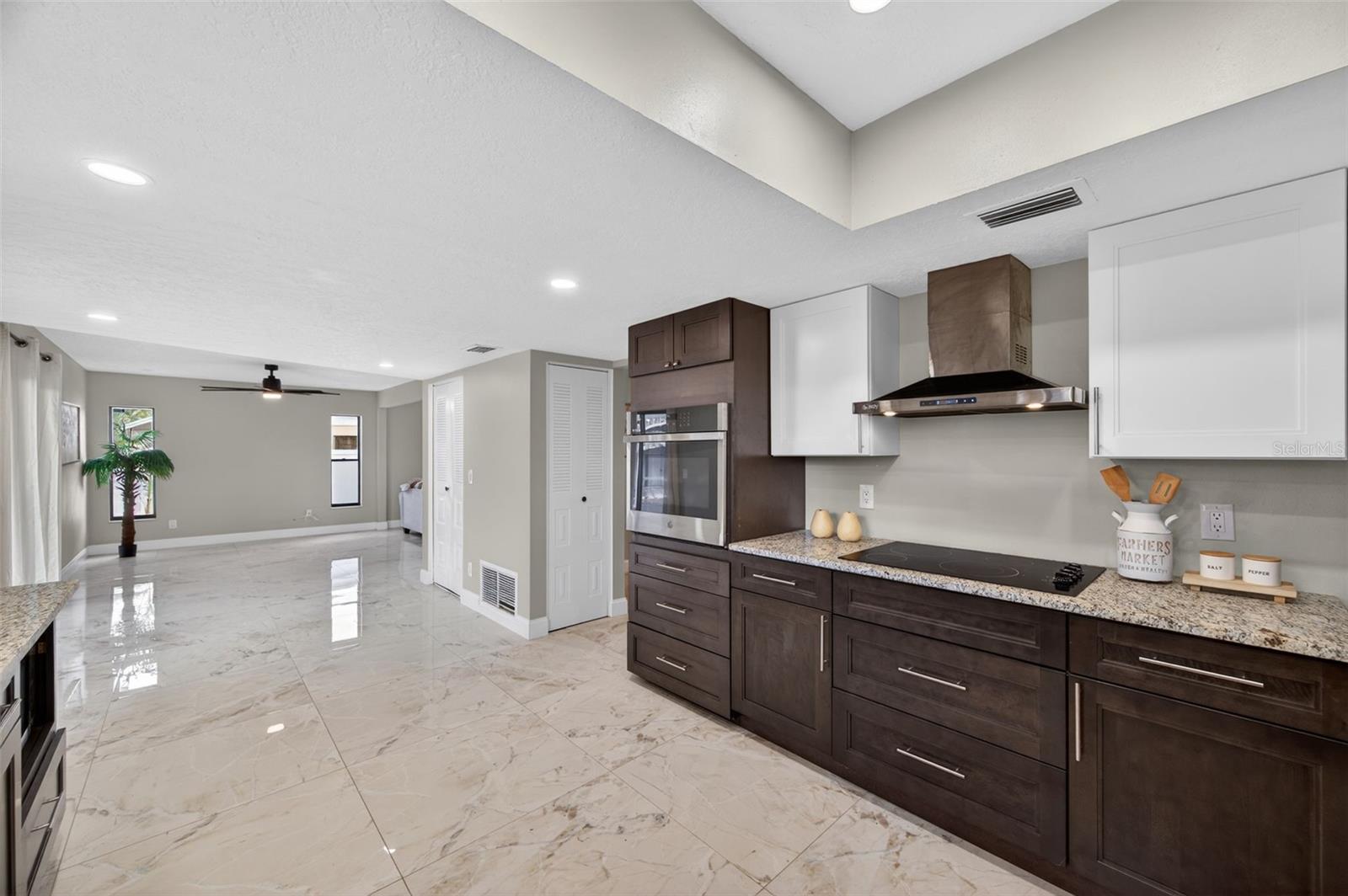 BLOOMINGDALE SEC H UNIT 2 - Residential