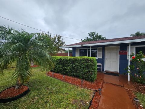 1617 EMMETT STREET KISSIMMEE FL 34741