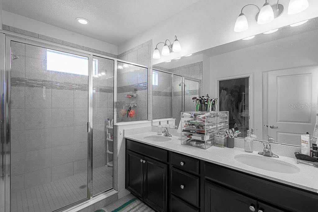 GODEN RIDGE - Residential