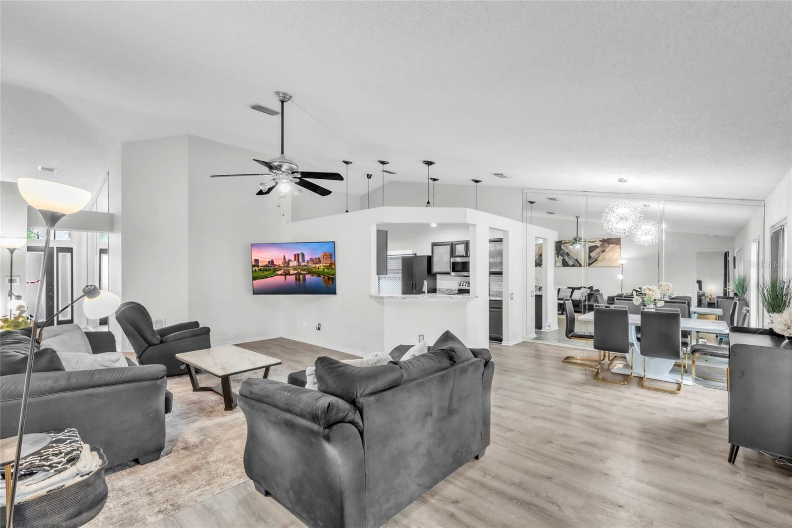 SOUTH POINTE PH 2A 2B - Residential