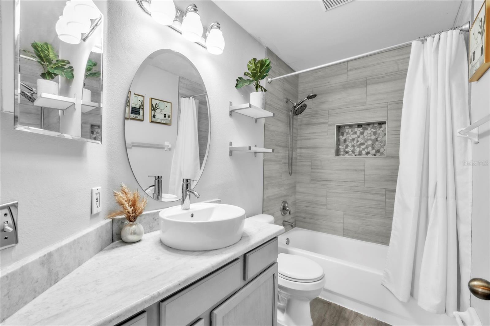 SOUTH POINTE PH 2A 2B - Residential