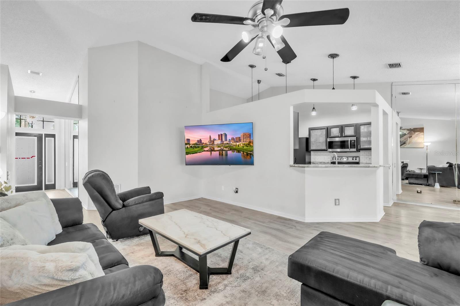 SOUTH POINTE PH 2A 2B - Residential