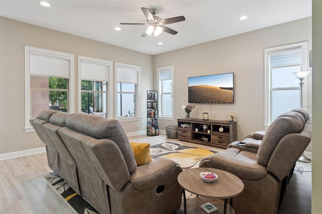 Photo of 17090 Harbor Oak Parkway, Winter Garden, FL 34787 (MLS # G5111718)