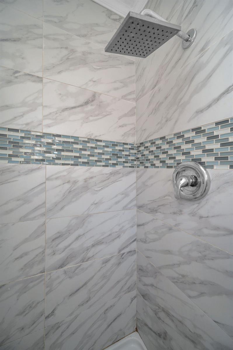 ALTA VISTA - Residential