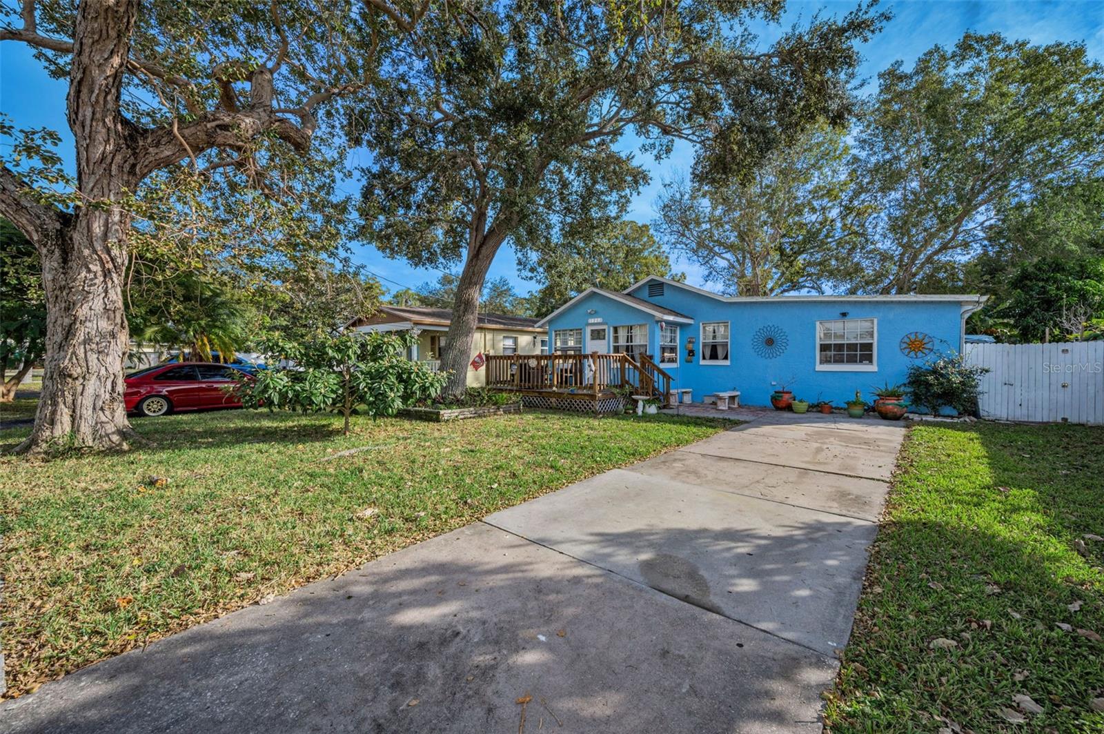 ALTA VISTA - Residential