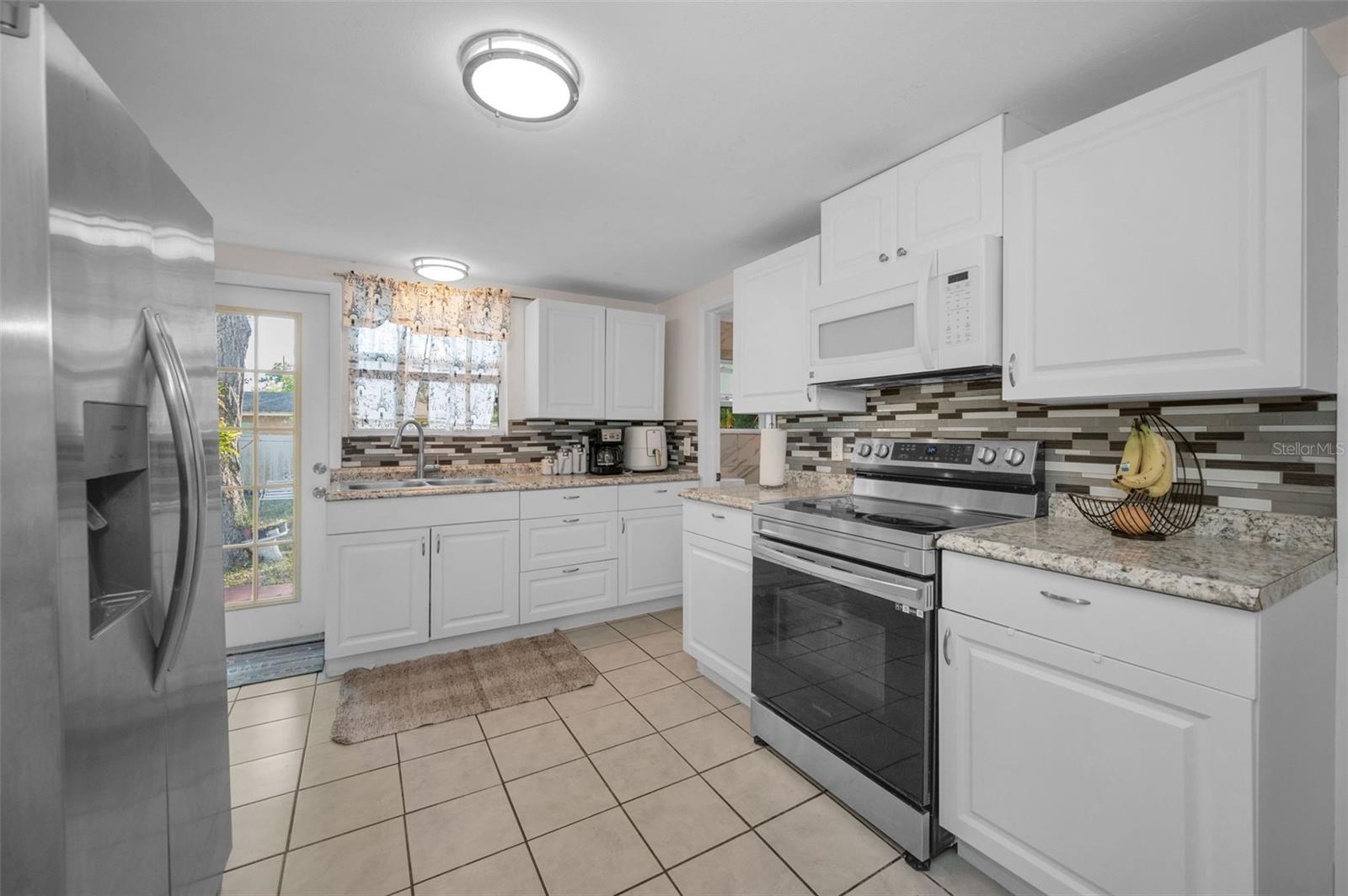 ALTA VISTA - Residential