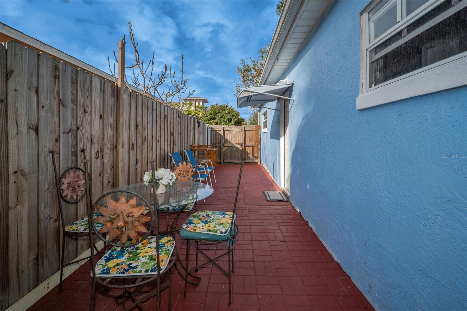 ALTA VISTA - Residential