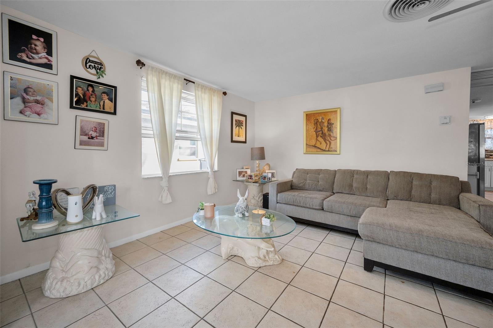 ALTA VISTA - Residential