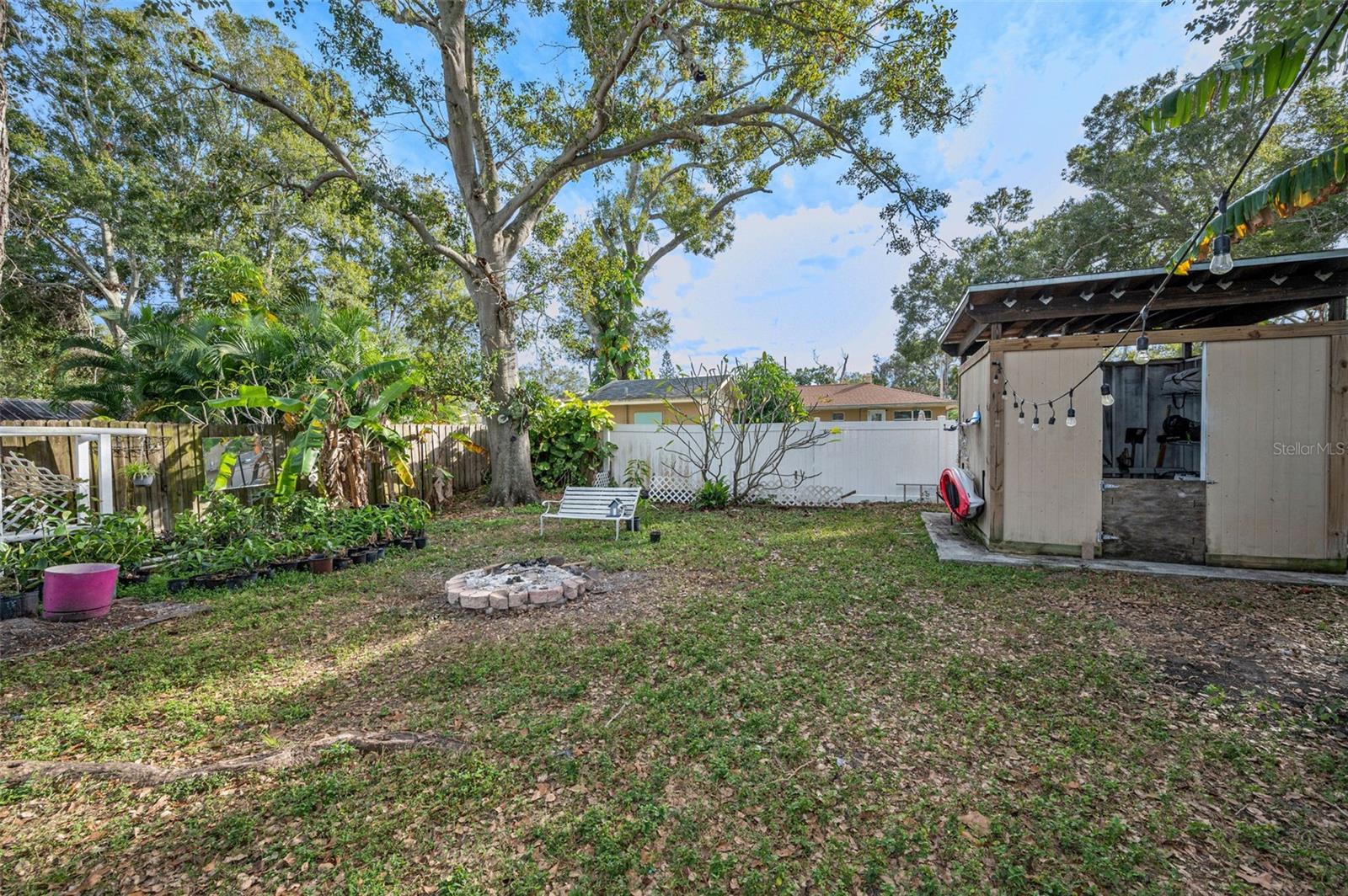 ALTA VISTA - Residential