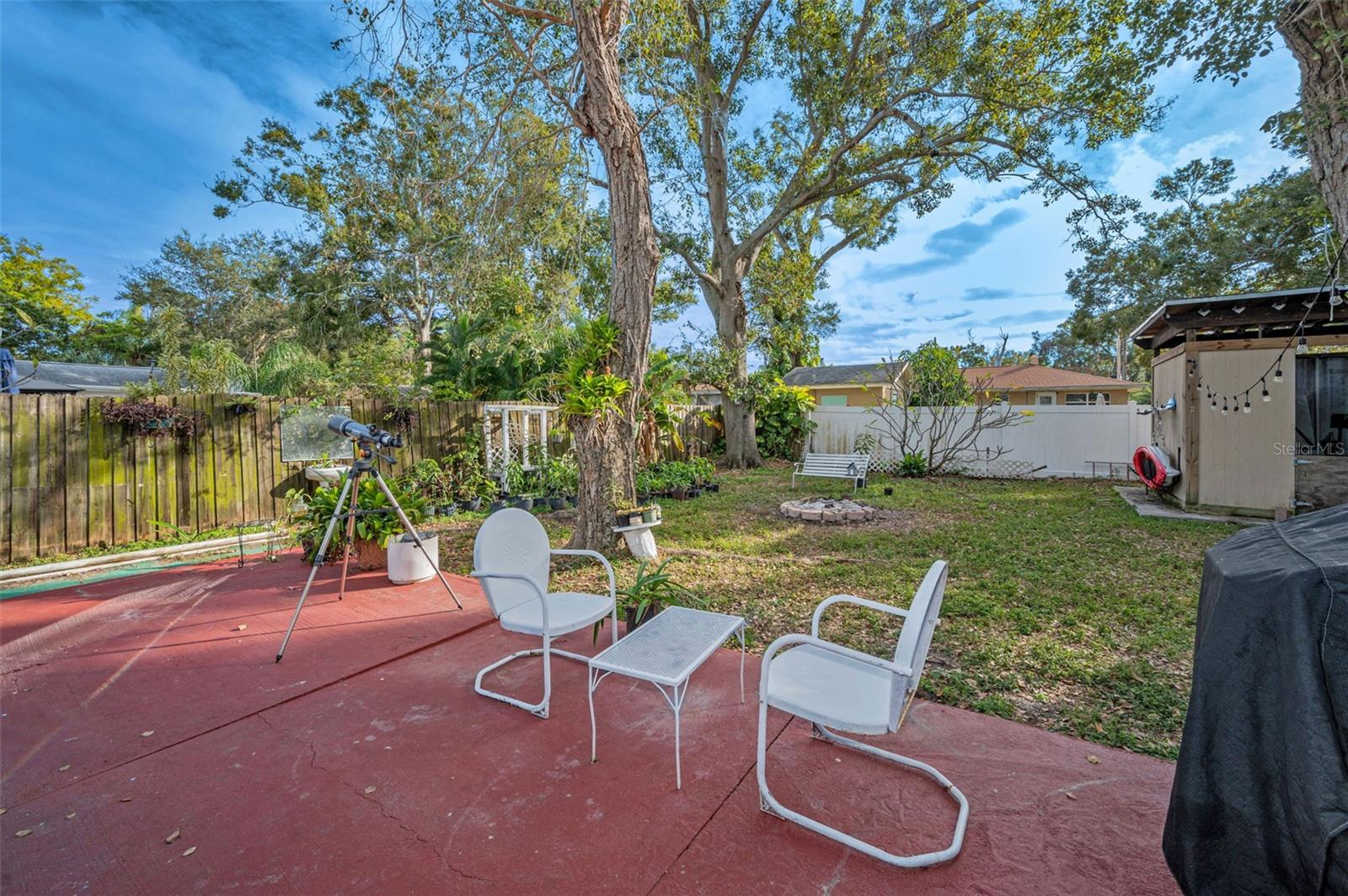 ALTA VISTA - Residential