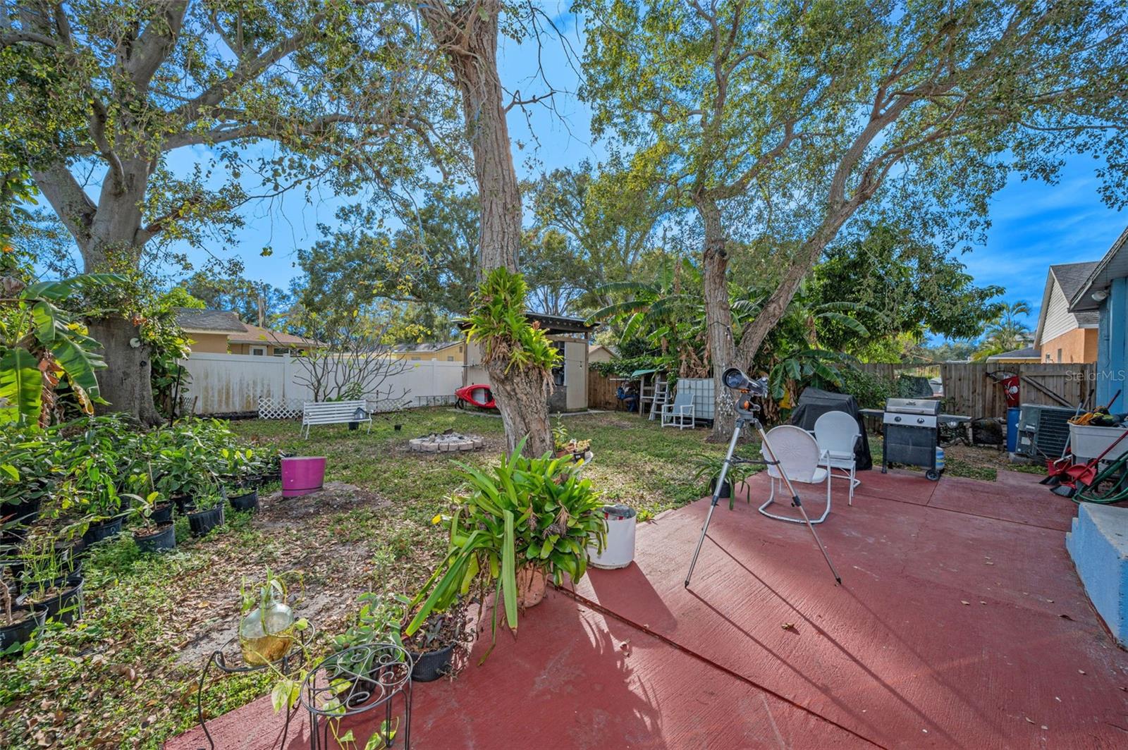 ALTA VISTA - Residential