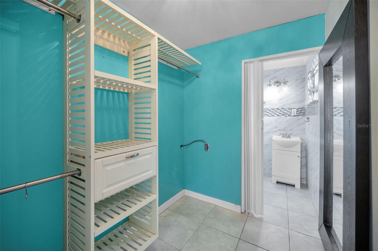 ALTA VISTA - Residential