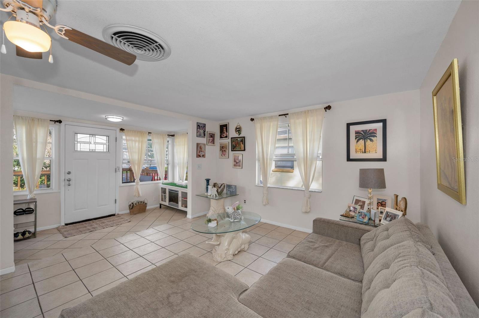 ALTA VISTA - Residential